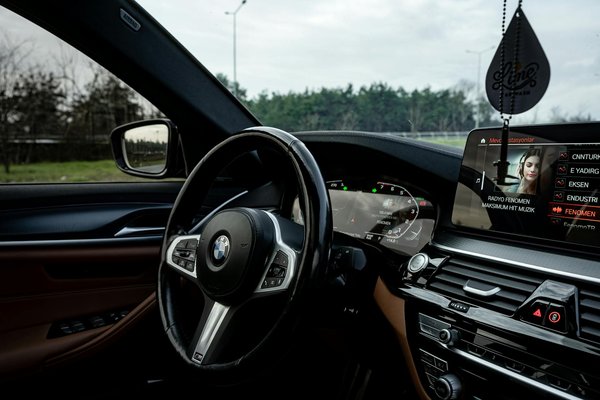 Wie kÃ¶nnen StÃ¤dte die De-Automobilisierung erfolgreich umsetzen?